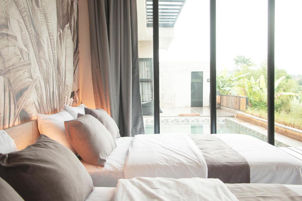 villa moo Puncak Esterno foto