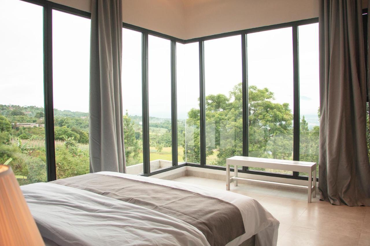 villa moo Puncak Esterno foto