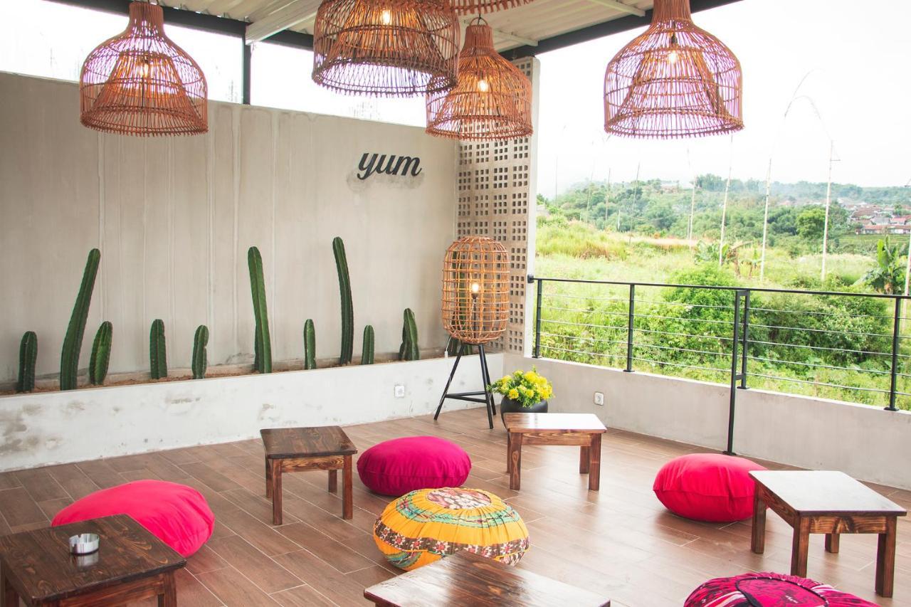 villa moo Puncak Esterno foto