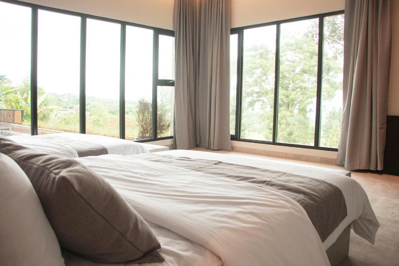 villa moo Puncak Esterno foto