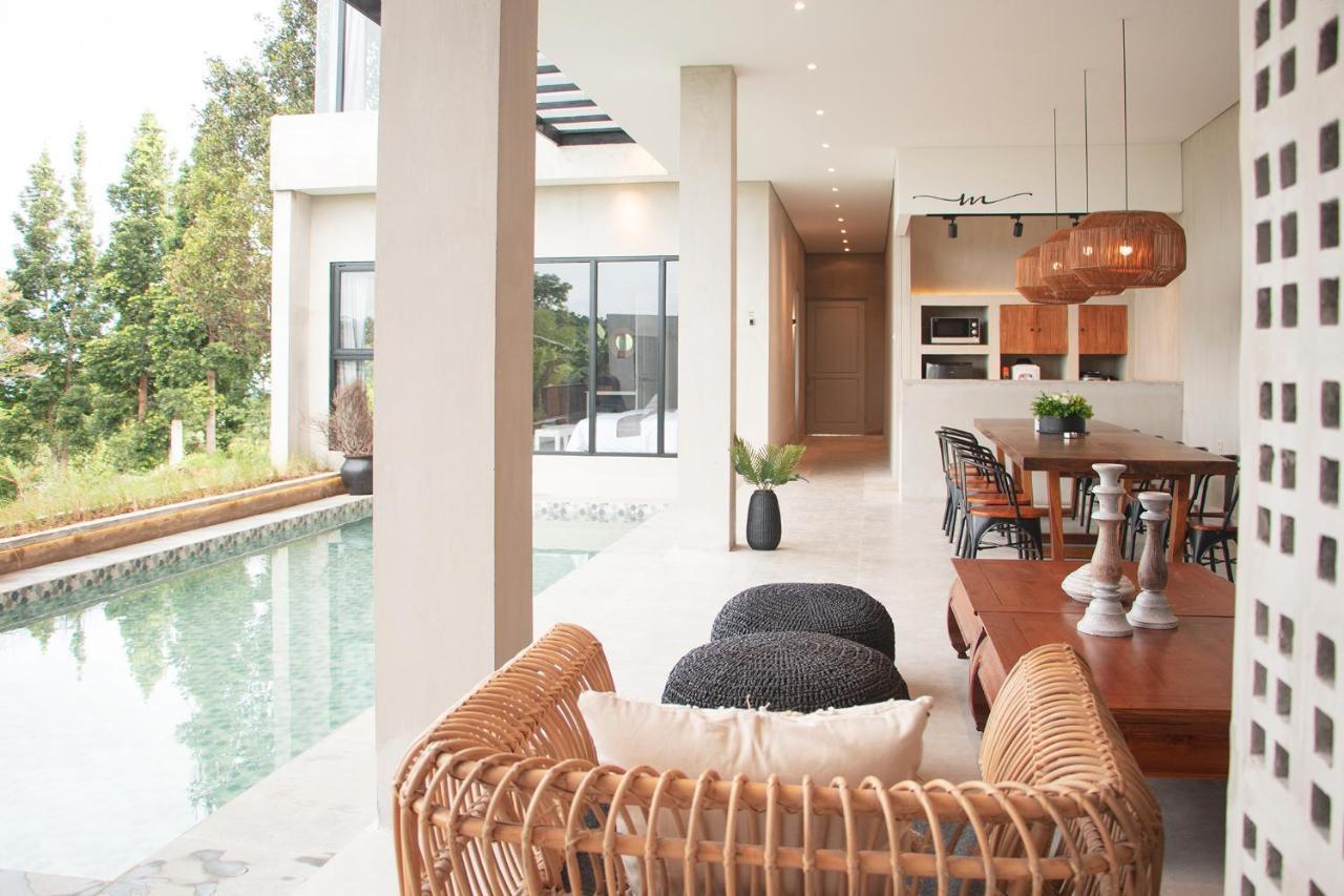 villa moo Puncak Esterno foto