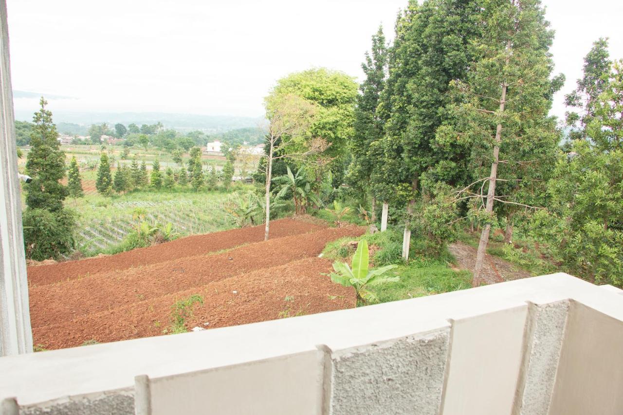villa moo Puncak Esterno foto